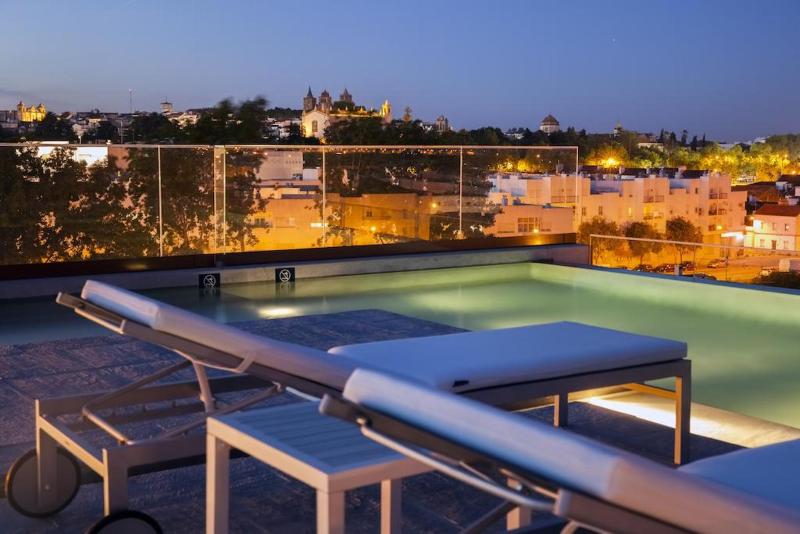 Vitoria Stone Hotel - Havuz