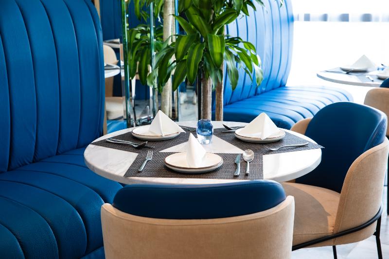 Prime Al Corniche Hotel - Restoran