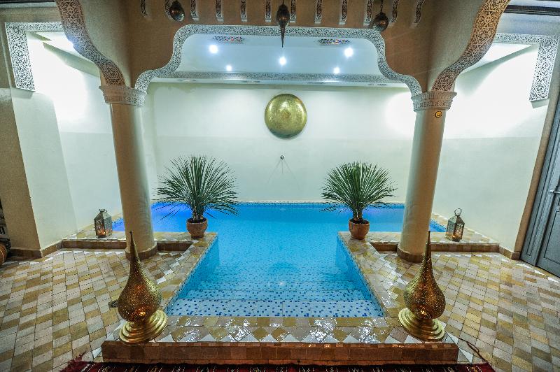 Riad Milouda - Genel