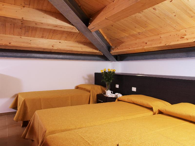 CasEpicarmo Guest House - Oda