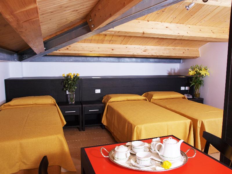 CasEpicarmo Guest House - Oda