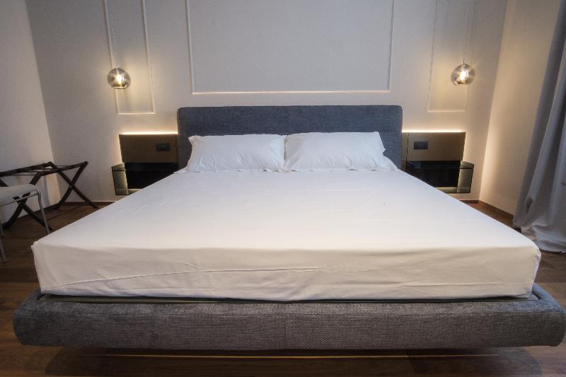 Palazzo Danisi Rooms & Suites - Oda