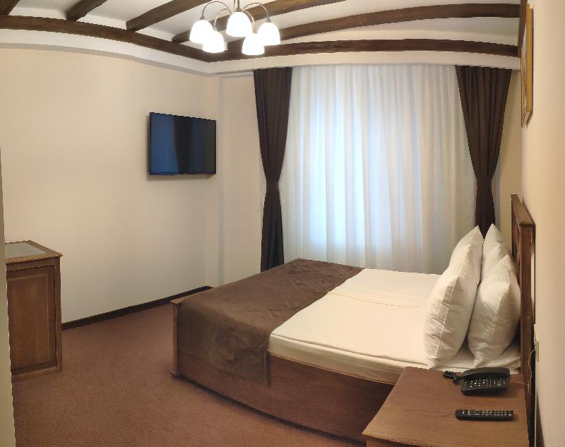 Maajid Hotel & Restaurant - Oda