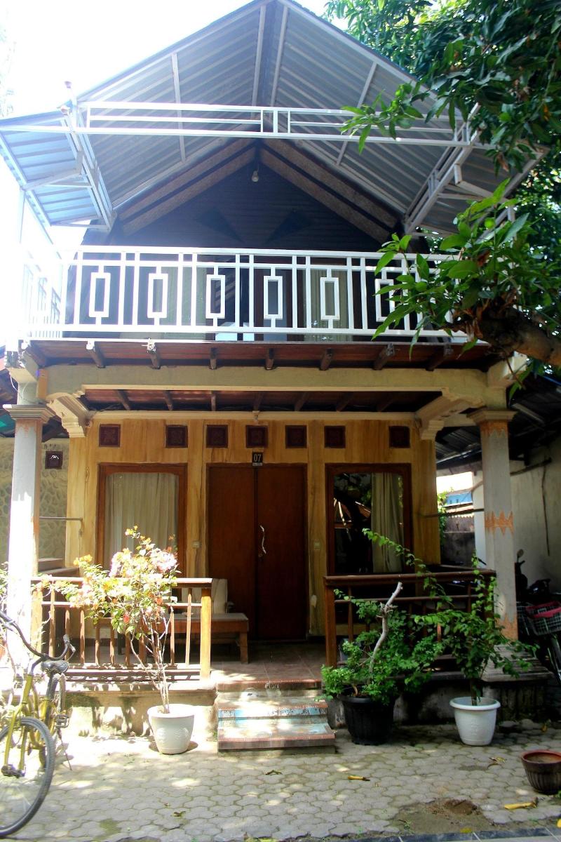 Gili Beach Wind - Genel