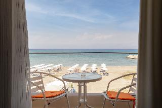 Aqua Luxury Suites
