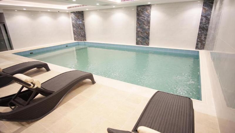 Hayat AL Riyadh Washam Hotel - Havuz