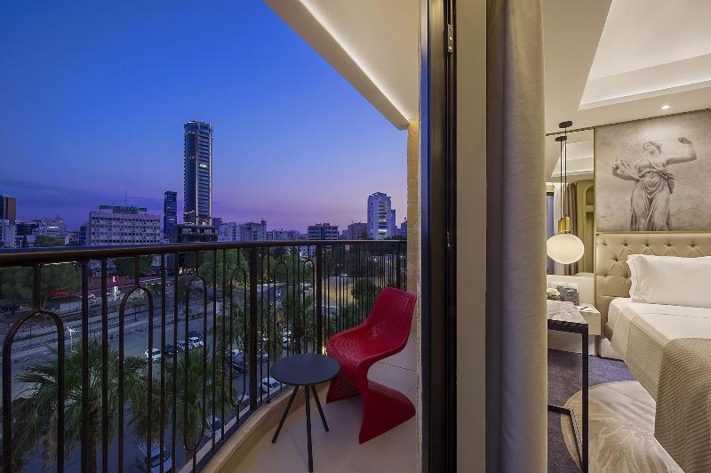 Gate Twenty Two Boutique Hotel - Oda