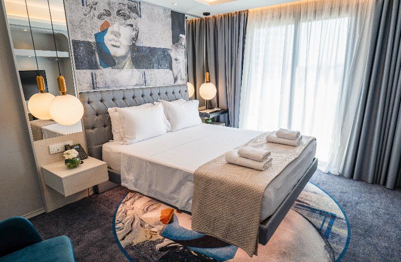 Gate Twenty Two Boutique Hotel - Oda
