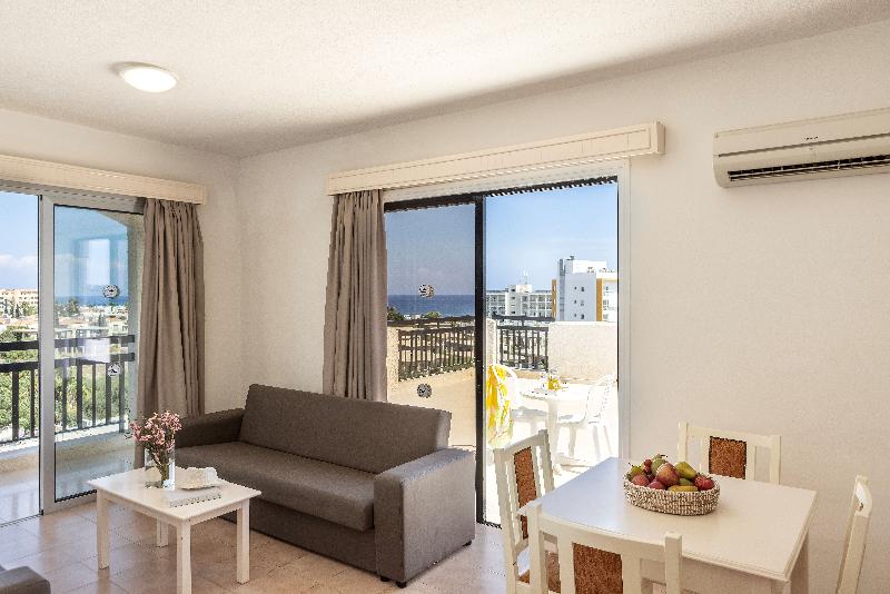 Seagull Hotel Apartments - Oda