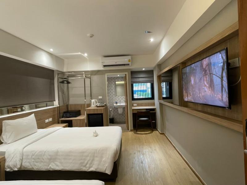 Almas Hotel Bangkok - Oda