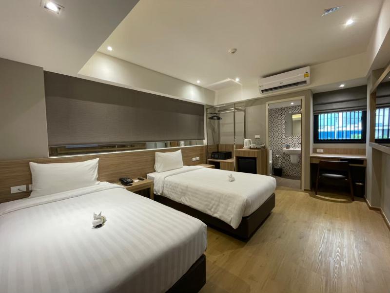Almas Hotel Bangkok - Oda