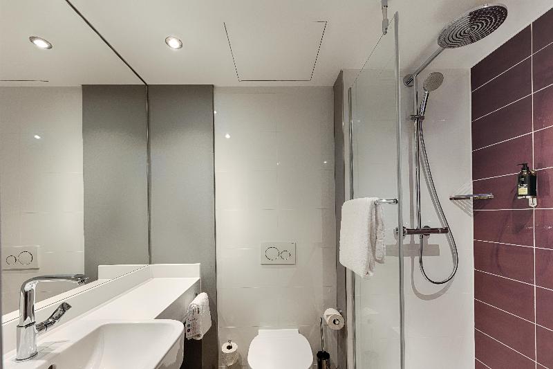 Premier Inn Düsseldorf City Friedrichstadt - Oda