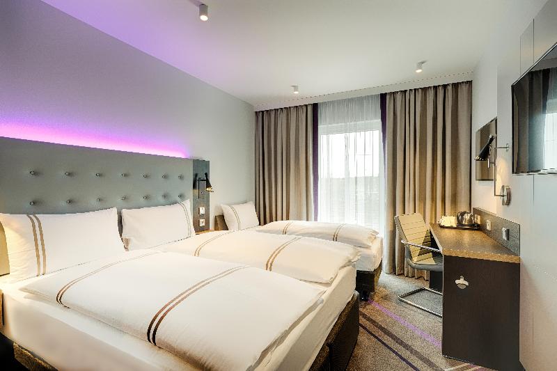 Premier Inn Düsseldorf City Friedrichstadt - Oda