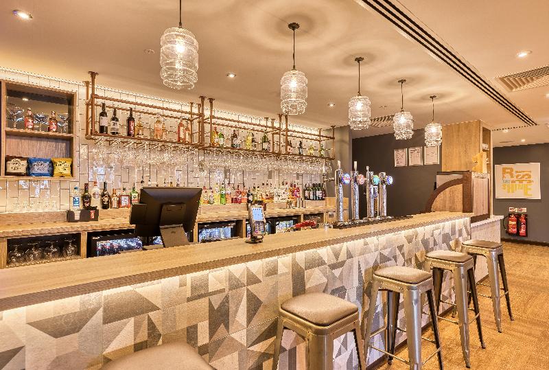 Premier Inn London Docklands - Canning Town - Restoran