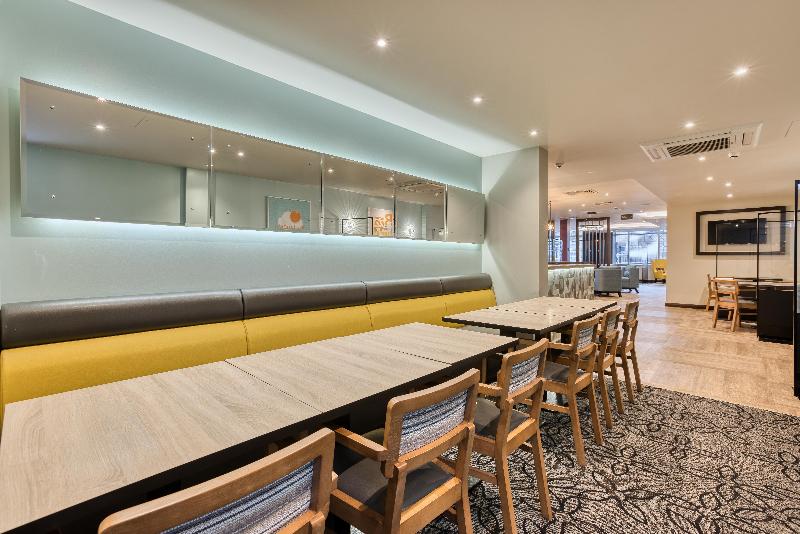 Premier Inn Peterborough City Centre - Restoran