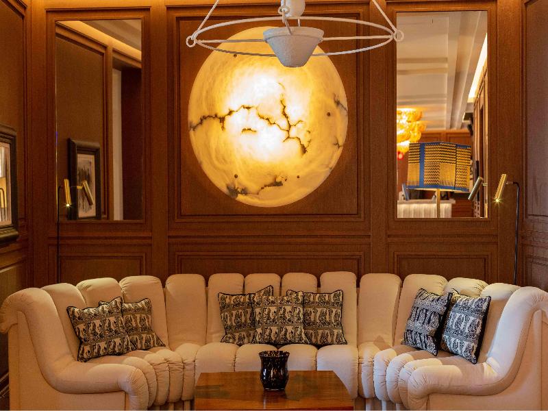 Hotel Montera Madrid, Curio Collection by Hilton - Lobi