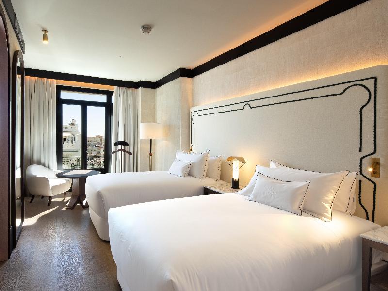 Hotel Montera Madrid, Curio Collection by Hilton - Oda