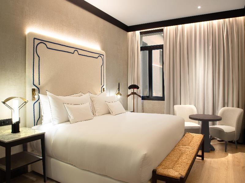 Hotel Montera Madrid, Curio Collection by Hilton - Oda