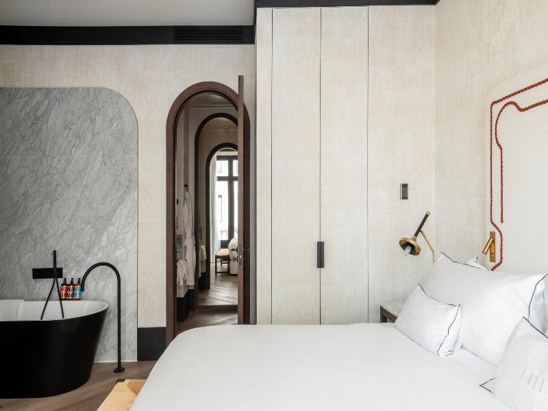 Hotel Montera Madrid, Curio Collection by Hilton - Oda