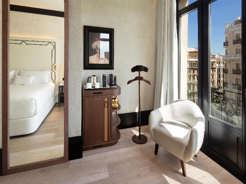 Hotel Montera Madrid, Curio Collection by Hilton - Oda