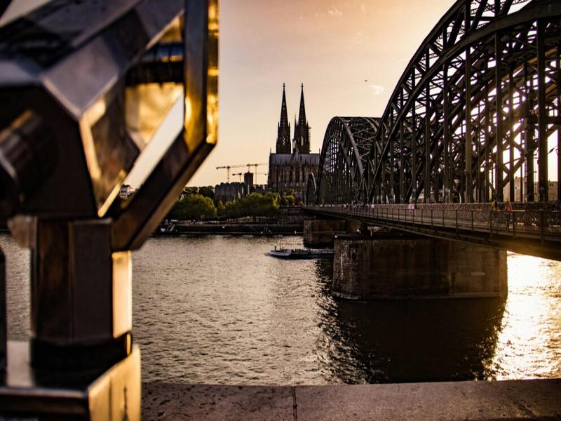 Ruby Ella Hotel Cologne by IHG - Genel