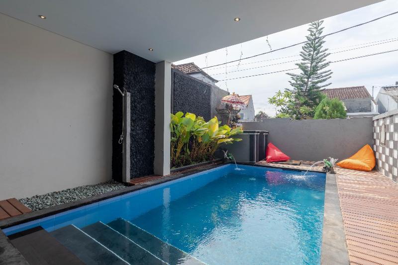 Josh Guest House - Havuz