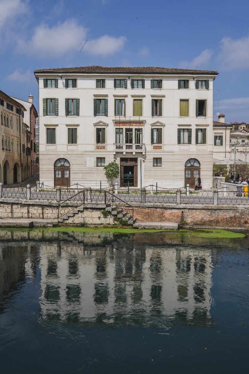 Le camere di Palazzo Bortolan - Lobi