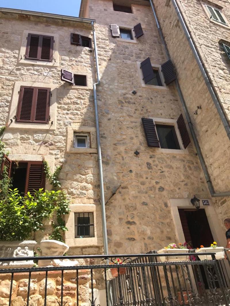 Puerta Hotel Apartments - Genel