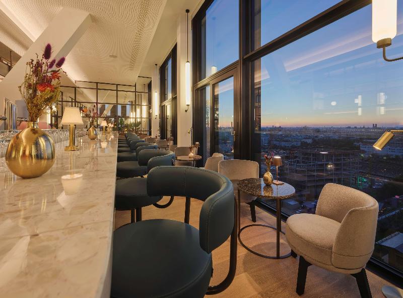 Adina Apartment Hotel Munich - Bar