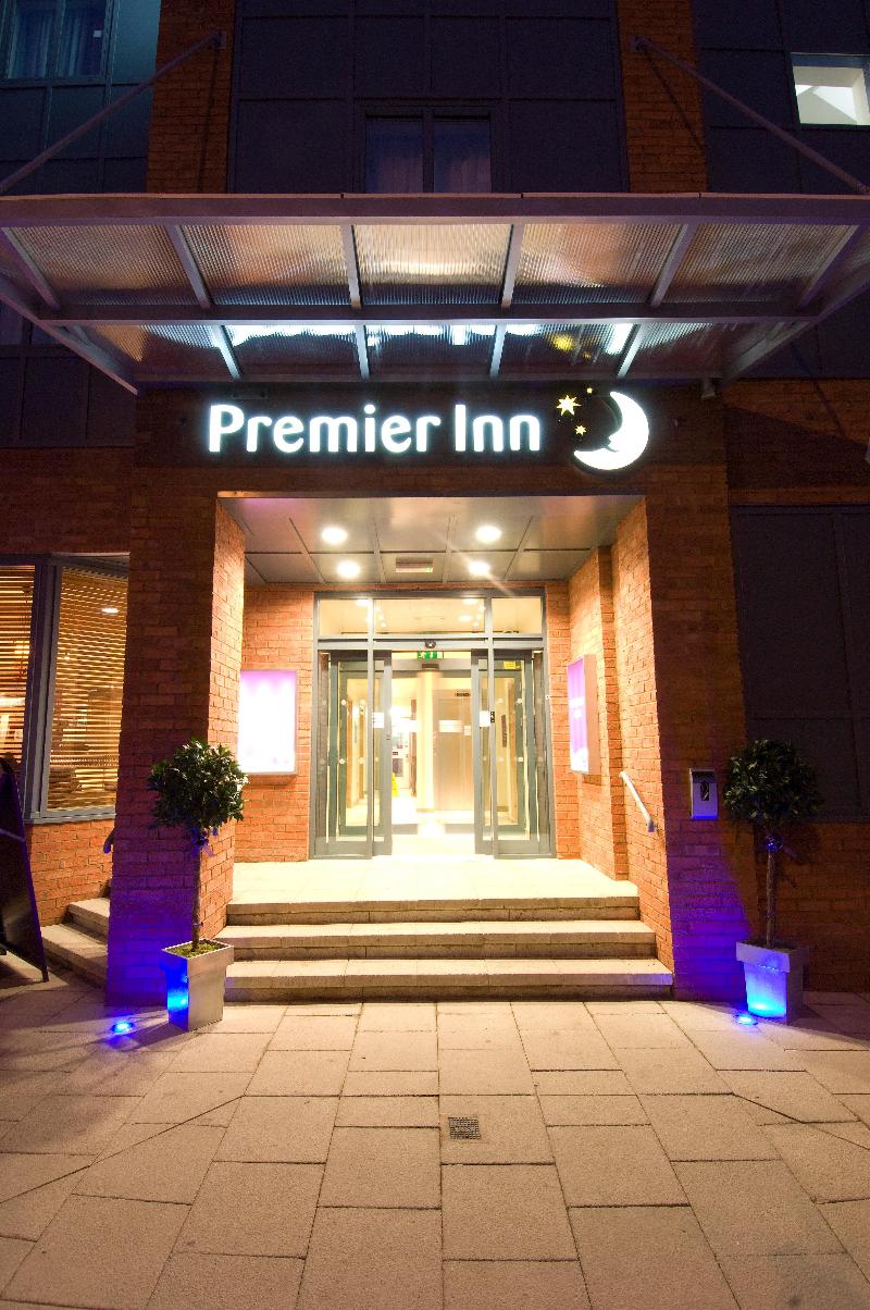 Premier Inn Chester - Railway Station - Genel