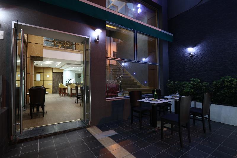 Silver Suites Hotel & Spa - Teras
