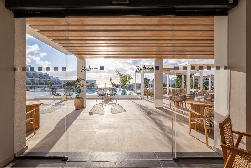 Radisson Blu Resort Lanzarote - Havuz