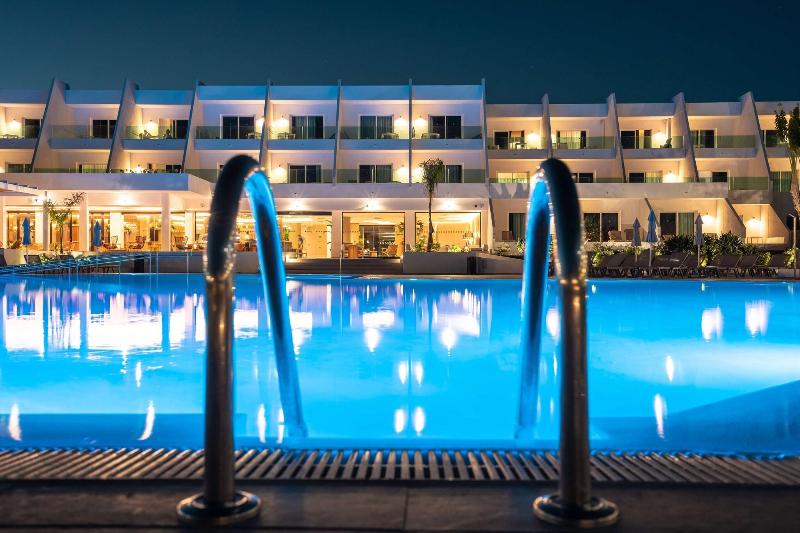 Radisson Blu Resort Lanzarote - Havuz