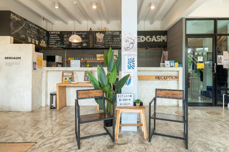 BEDGASM Hotel x Cafe - Lobi