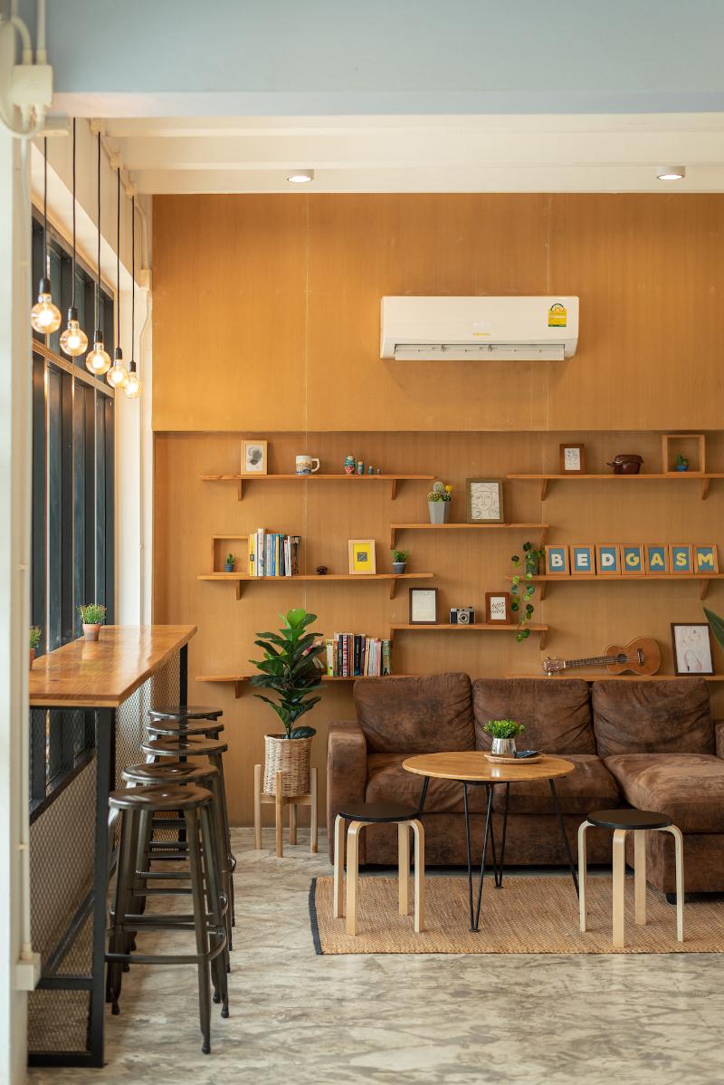 BEDGASM Hotel x Cafe - Lobi