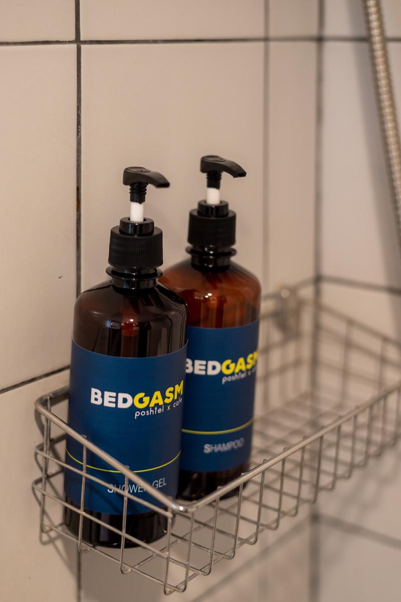 BEDGASM Hotel x Cafe - Oda