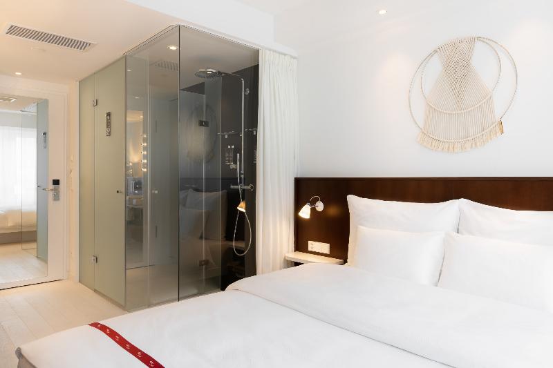 Ruby Claire Hotel Geneva by IHG - Oda