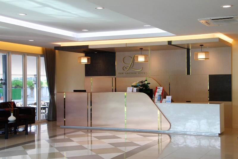 The Leisure Hotel - Lobi