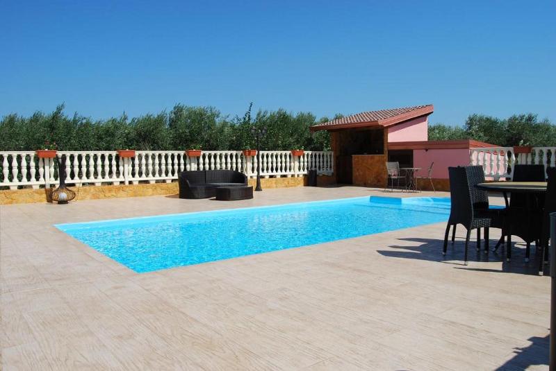 Tenuta Madre Terra Resort - Havuz