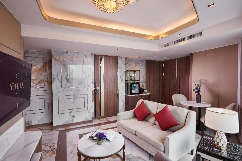 Valia Bangkok Sukhumvit 24 by Kingston Hotels - Oda