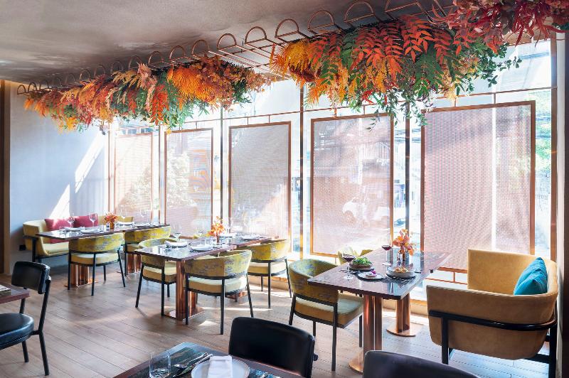Valia Bangkok Sukhumvit 24 by Kingston Hotels - Restoran