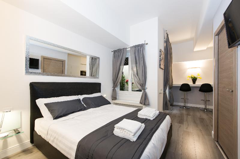 Brunelleschi Holidays - Oda