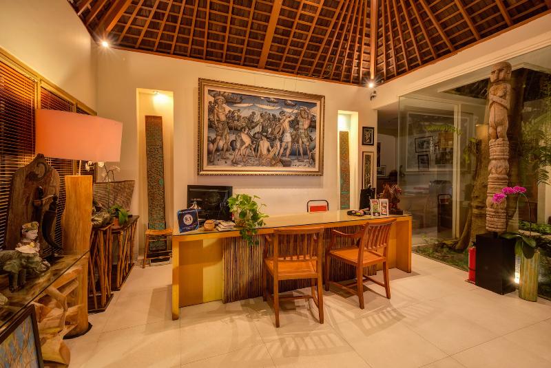 Villa Bali Asri Batubelig - Lobi