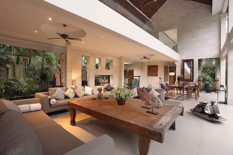 Villa Bali Asri Batubelig - Oda