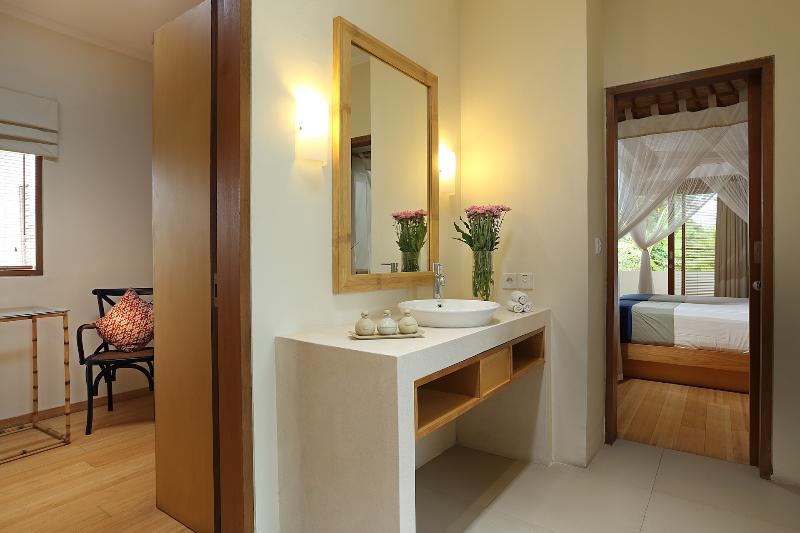 Villa Bali Asri Batubelig - Oda