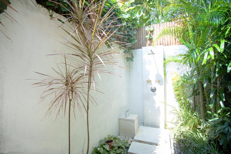 Villa Bali Asri Batubelig - Oda