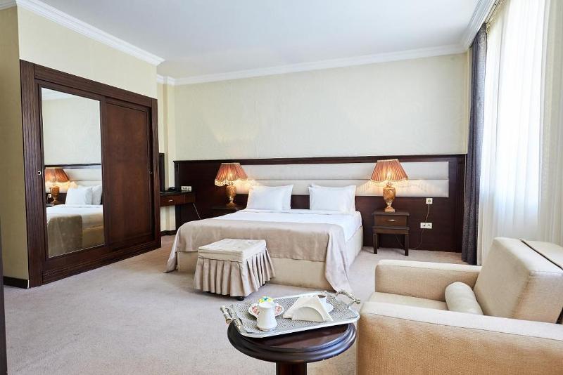 Smith Hotel - Oda