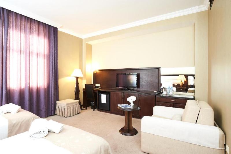 Smith Hotel - Oda