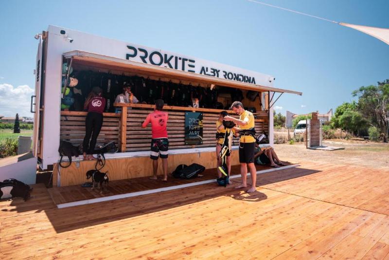 Prokite Alby Rondina Resort - Lobi