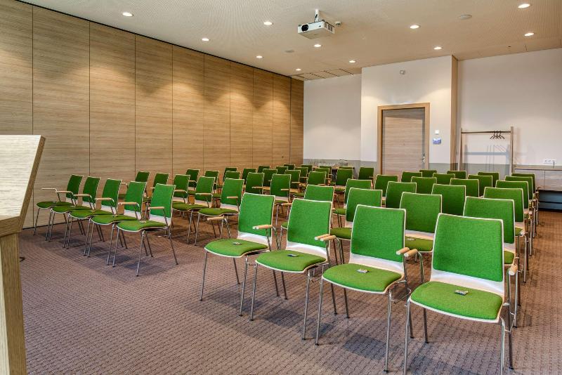 IntercityHotel Berlin Airport BER Terminal 1+2 - Toplantı